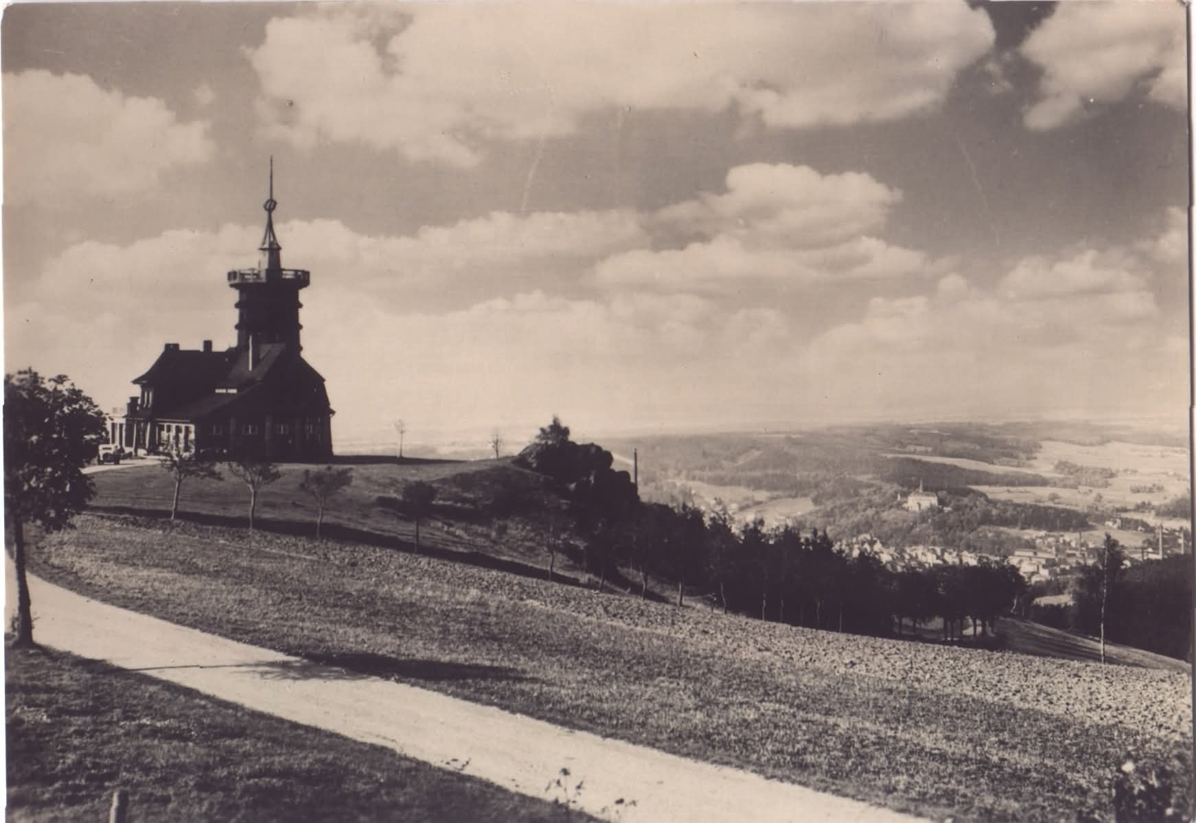 Pozvánka - Přednáška Antonína Kříže ve Spolkovém domě „Běloves, Vyhlídka, Amerika, Turistická a Jiráskova chata, Pekelské údolí