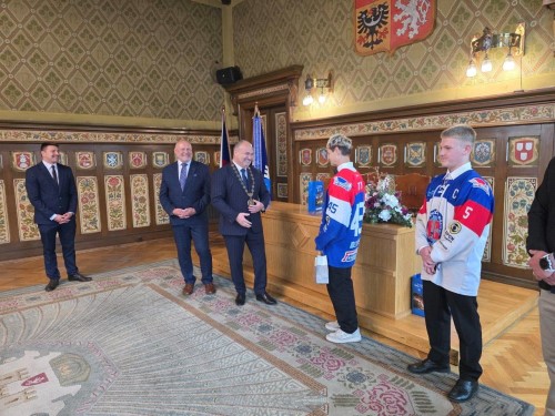 Nchodsk hokej slav dvojnsobn spch