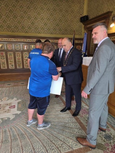 spn fotbalist FK Nchod U10 pijati na radnici
