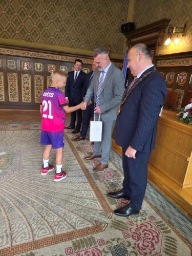 spn fotbalist FK Nchod U10 pijati na radnici