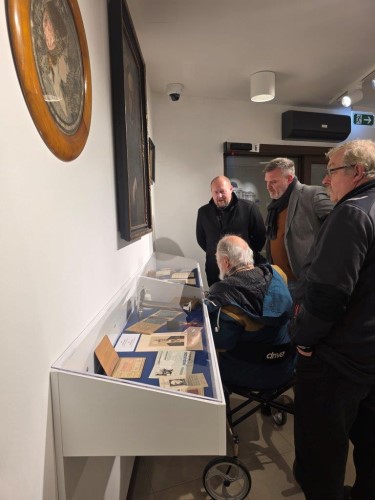 Spolkov dm v Nchod se nov rozil o malou expozici vnovanou J. S. Guthu-Jarkovskmu