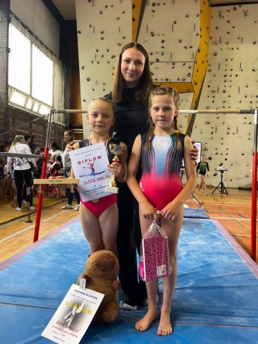 Gymnastky SK Plhov�N�chod usp�ly na z�vodech v Doksech