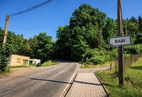 Oprava silnice sm�rem na Bab� a Pavli�ov za�ne 30. �ervna